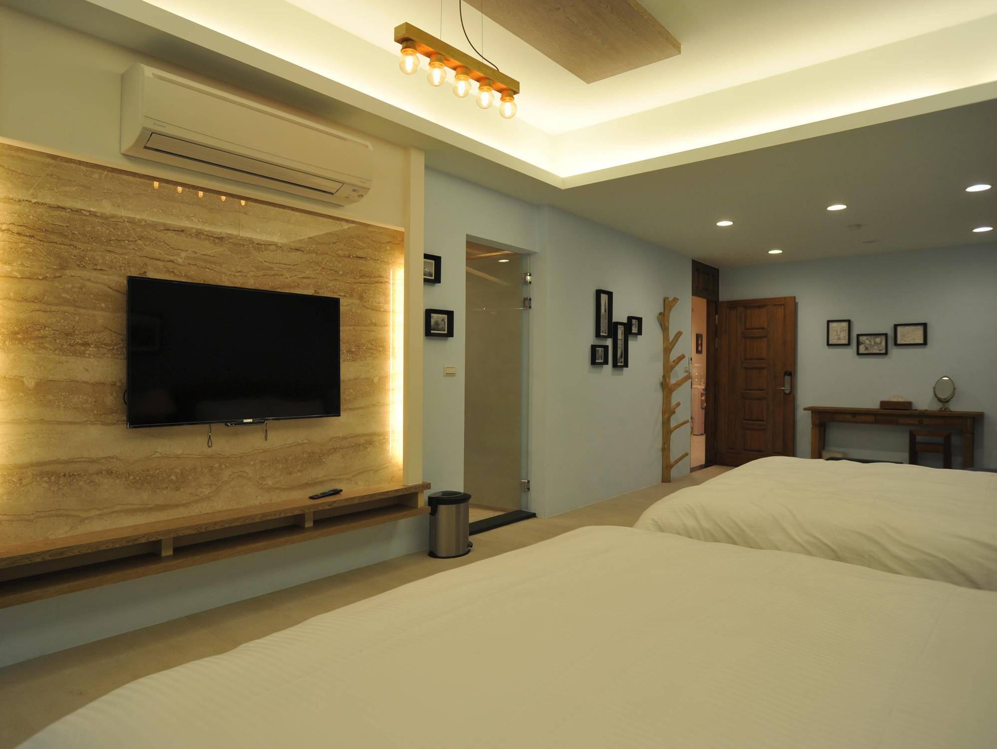 Jhongshan Building Bed And Breakfast Hualien Eksteriør billede