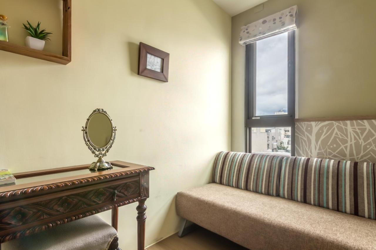Jhongshan Building Bed And Breakfast Hualien Eksteriør billede
